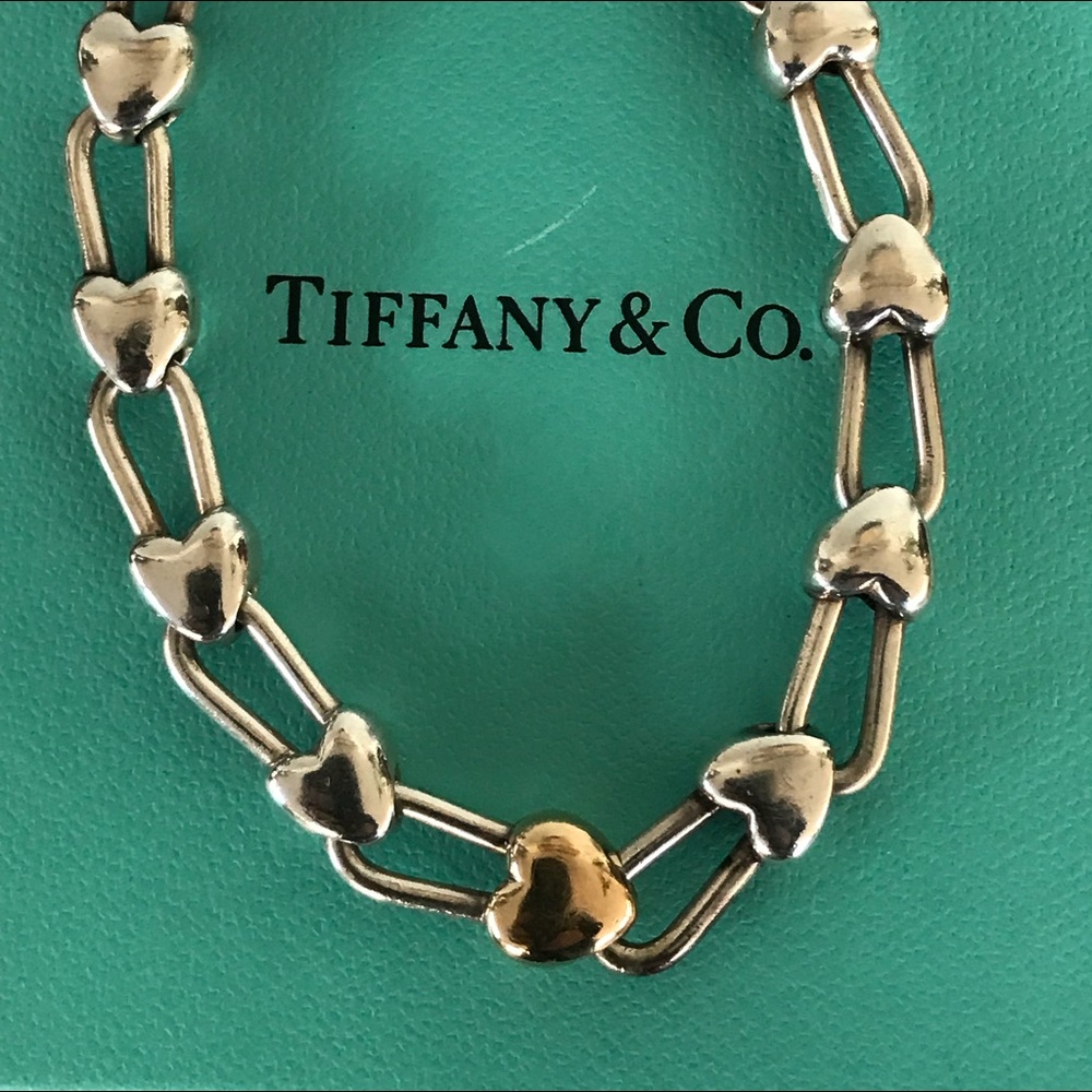 ❤️Authentic Tiffany vintage heart bracelet!